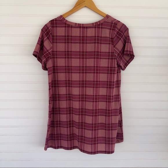 Short sleeve plaid tunic top Size Medium - Picture 3 of 7